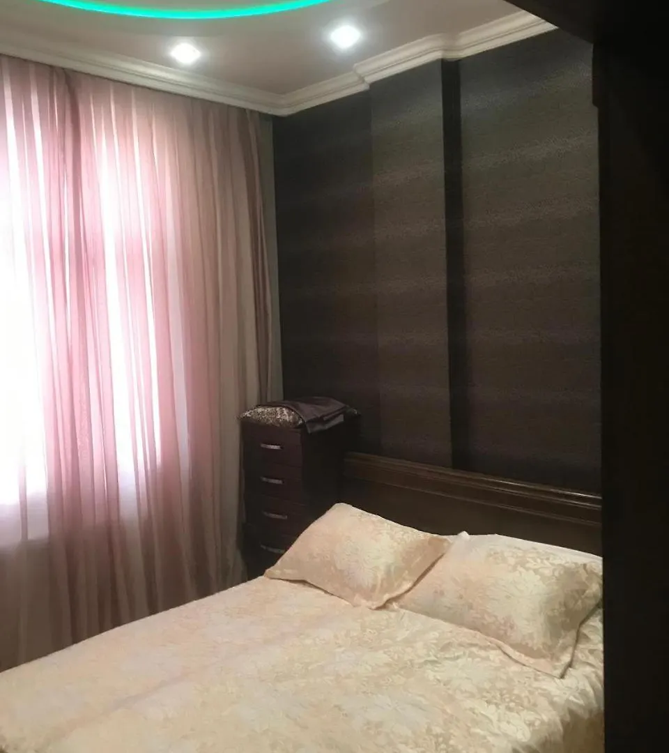 באקו Apartments, 8 March Street דירה